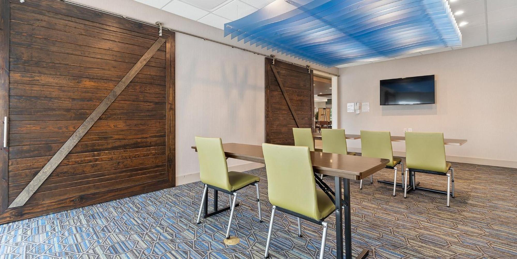 Holiday Inn Express & Suites Macon North By Ihg Ngoại thất bức ảnh